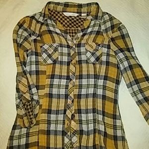 A super cute fannel shirt